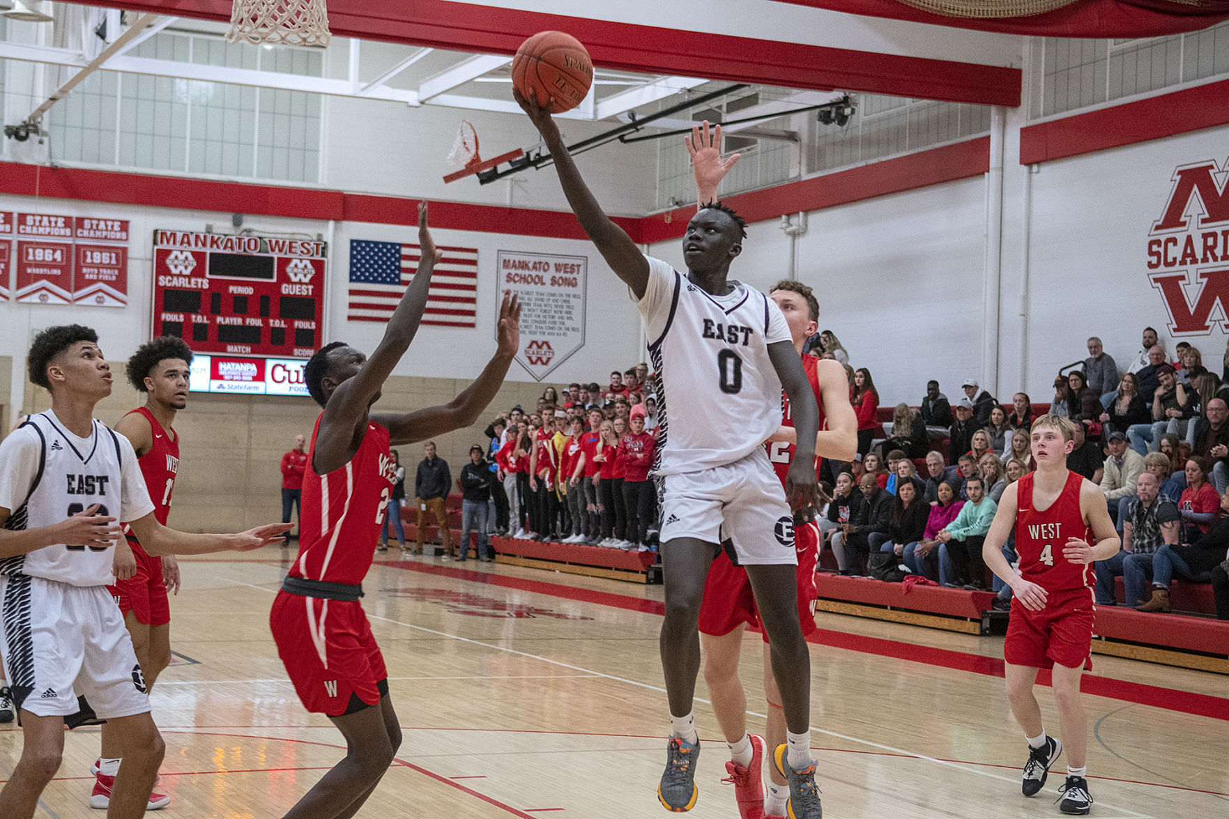 East vs West BBball 6